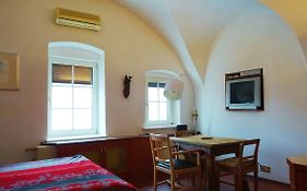 Gewölbezimmer am Marktplatz